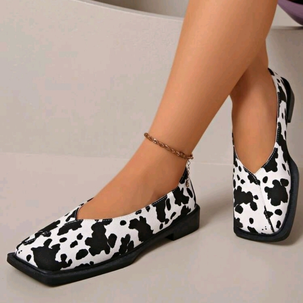 NEW COW PRINT PATENT LEATHER SQUARE TOE FLAT LOAFERS - Picture 5 of 9